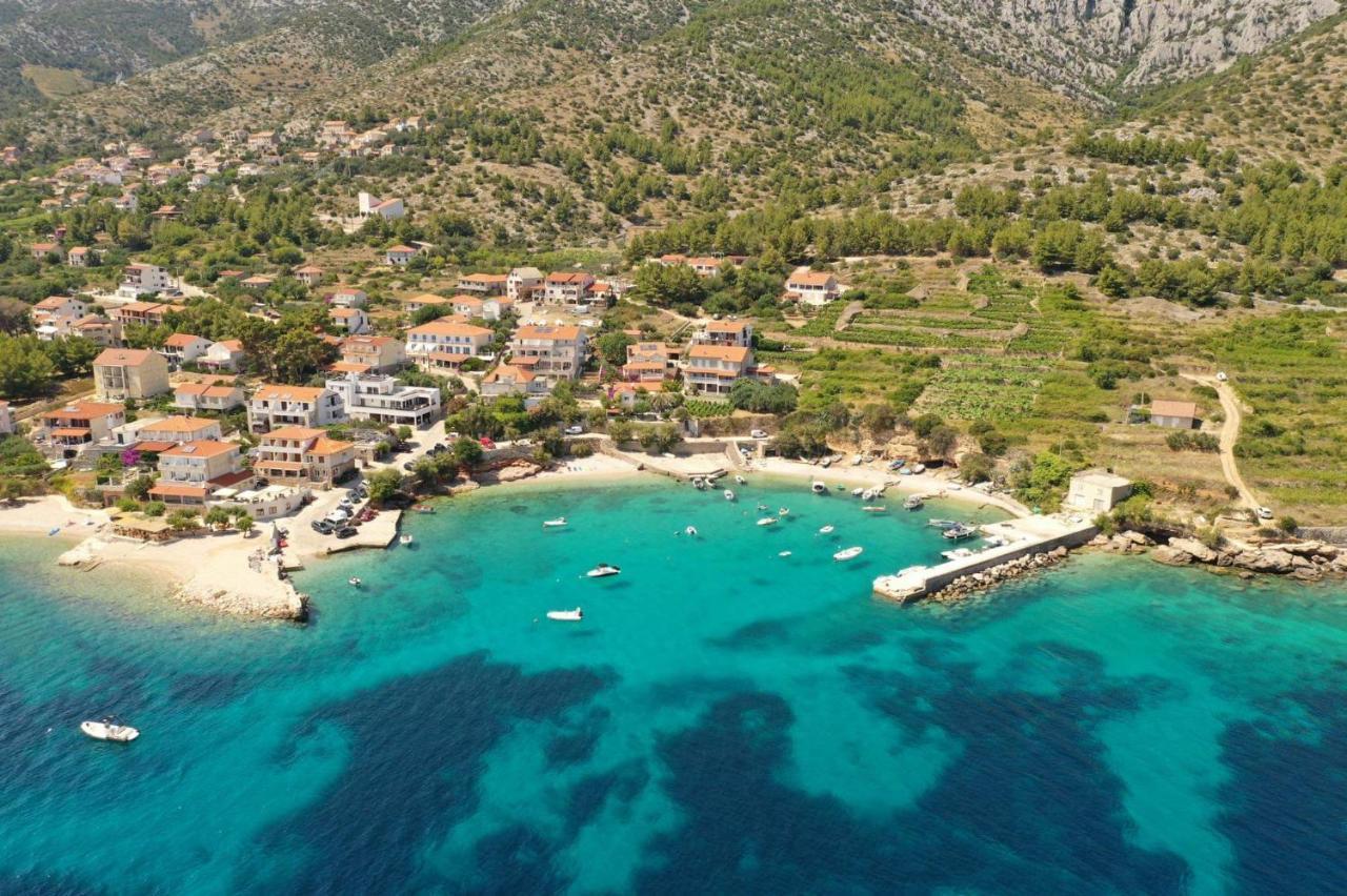 Pansion Jakas Zavala Dış mekan fotoğraf