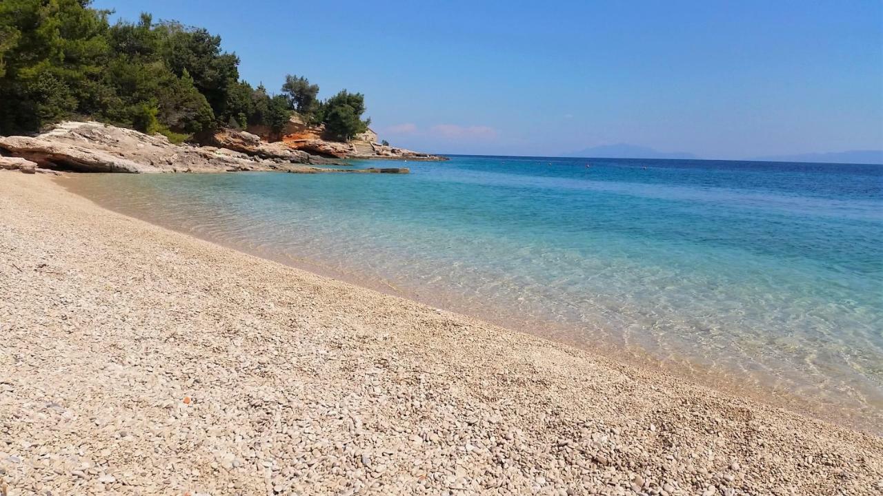 Pansion Jakas Zavala Dış mekan fotoğraf